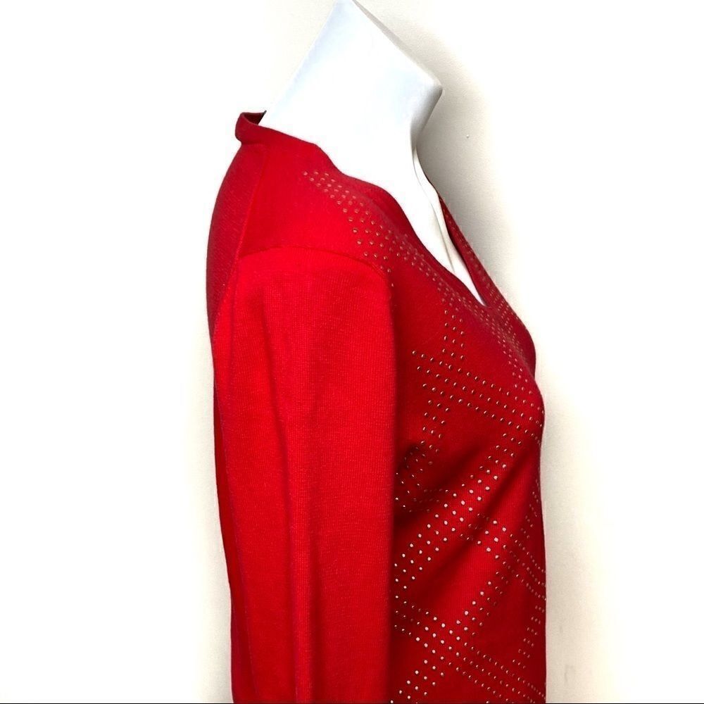 Tommy Hilfiger red and gold studded v-neck sweater size M - Picture 8 of 16